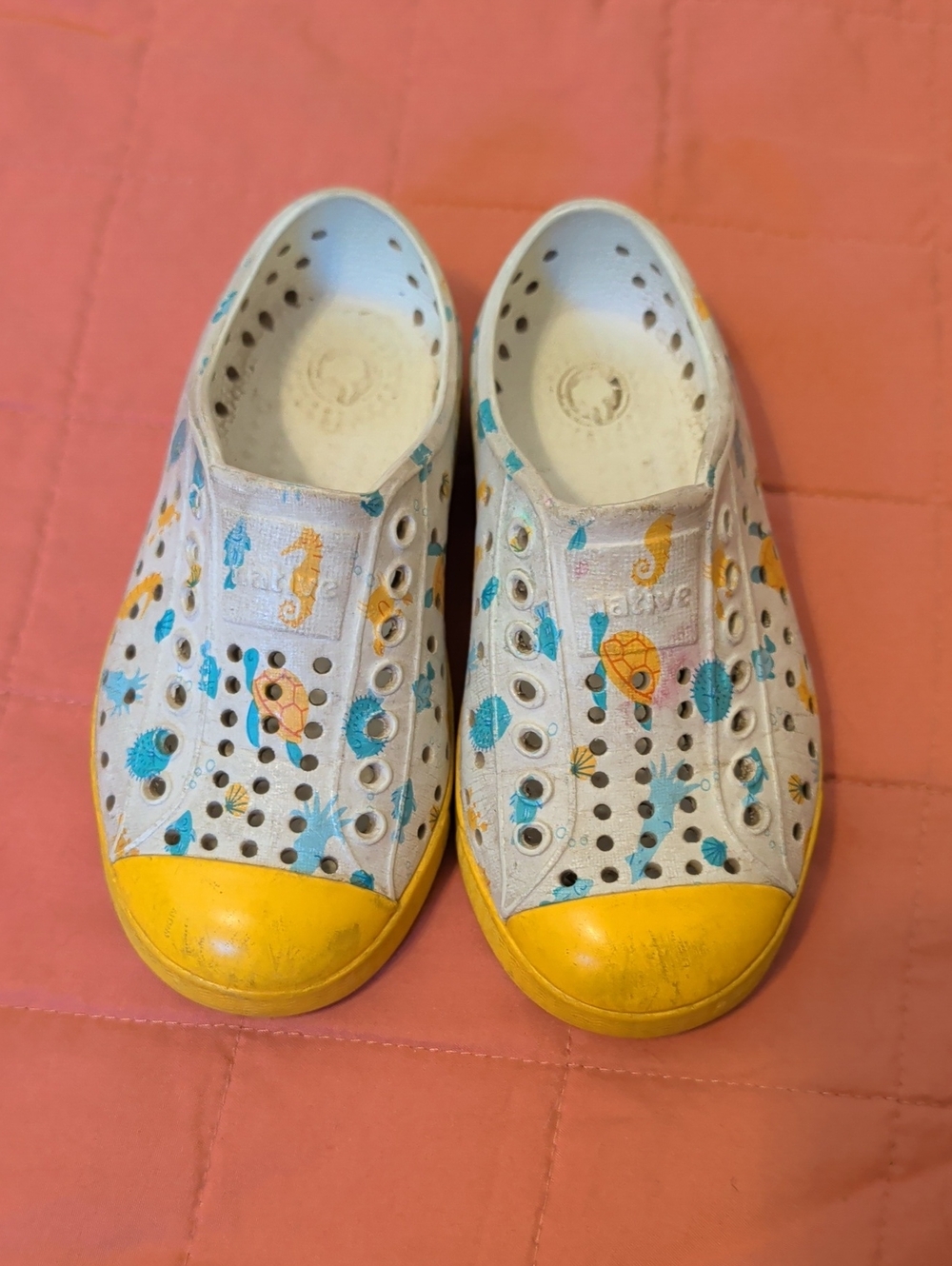Native Kids Water Shoes in White with Yellow Toe and Blue Sea Accents